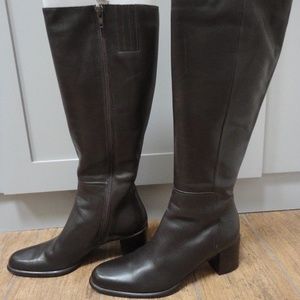 SOLD Via Spiga Boots